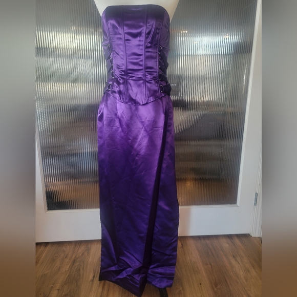 Jessica McClintock Dress - Picture 1 of 7